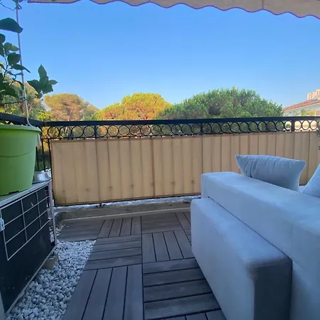 Apartment Studio Dans Residence Avec Piscine *