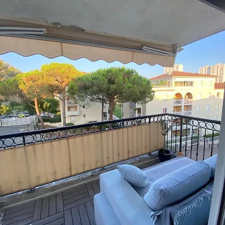 Studio Dans Residence Avec Piscine Apartment *